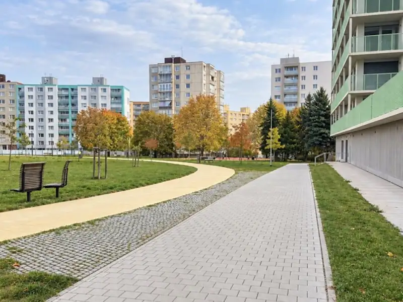 Pronájem bytu 3+kk 62 m², Plzeň – náhled fotky 2