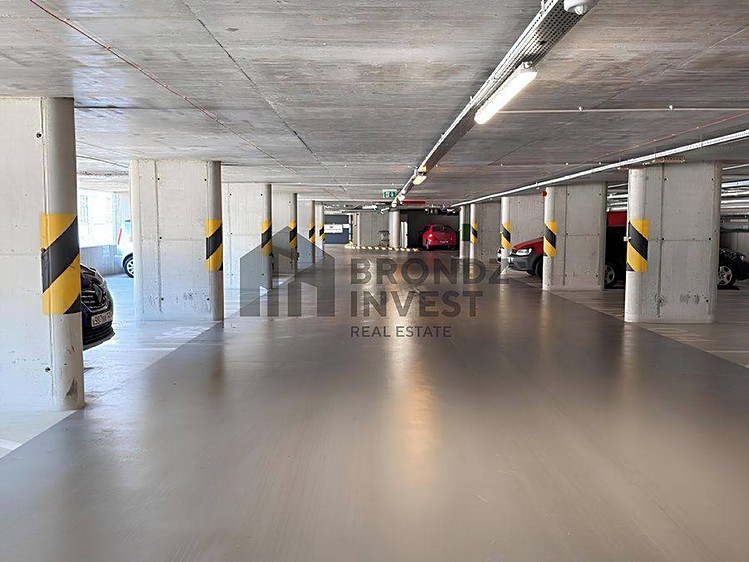Pronájem nemovitosti, 14 m² (2 z 3)