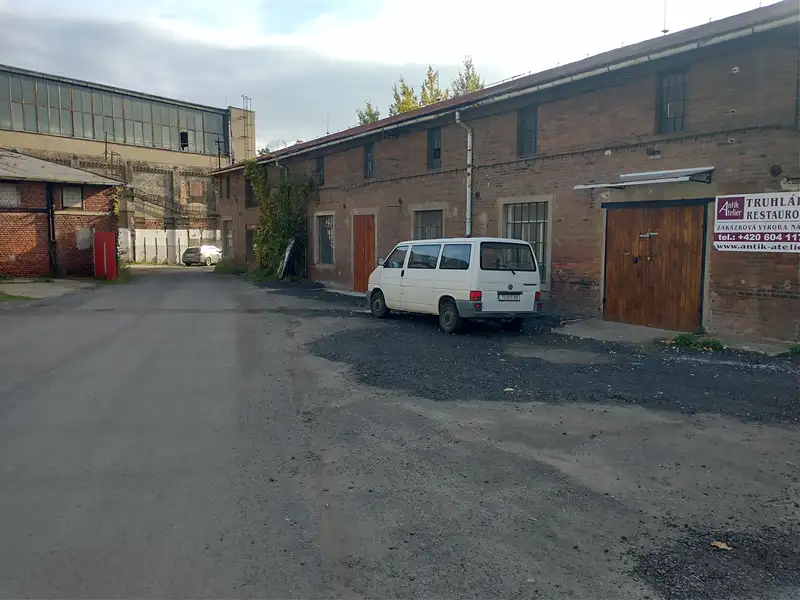 Pronájem výrobní haly, prostoru 122 m², Chabařovice – náhled fotky 2