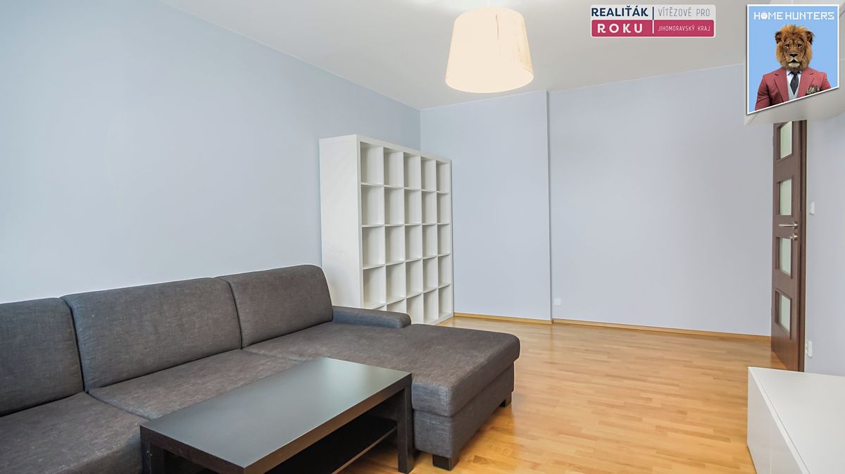 Pronájem bytu 2+1 56 m² – fotografie 4