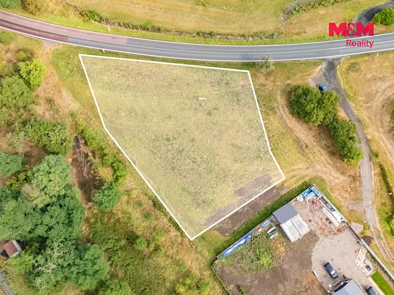 Prodej stavebního pozemku 1226 m², Libočany – náhled fotky 2