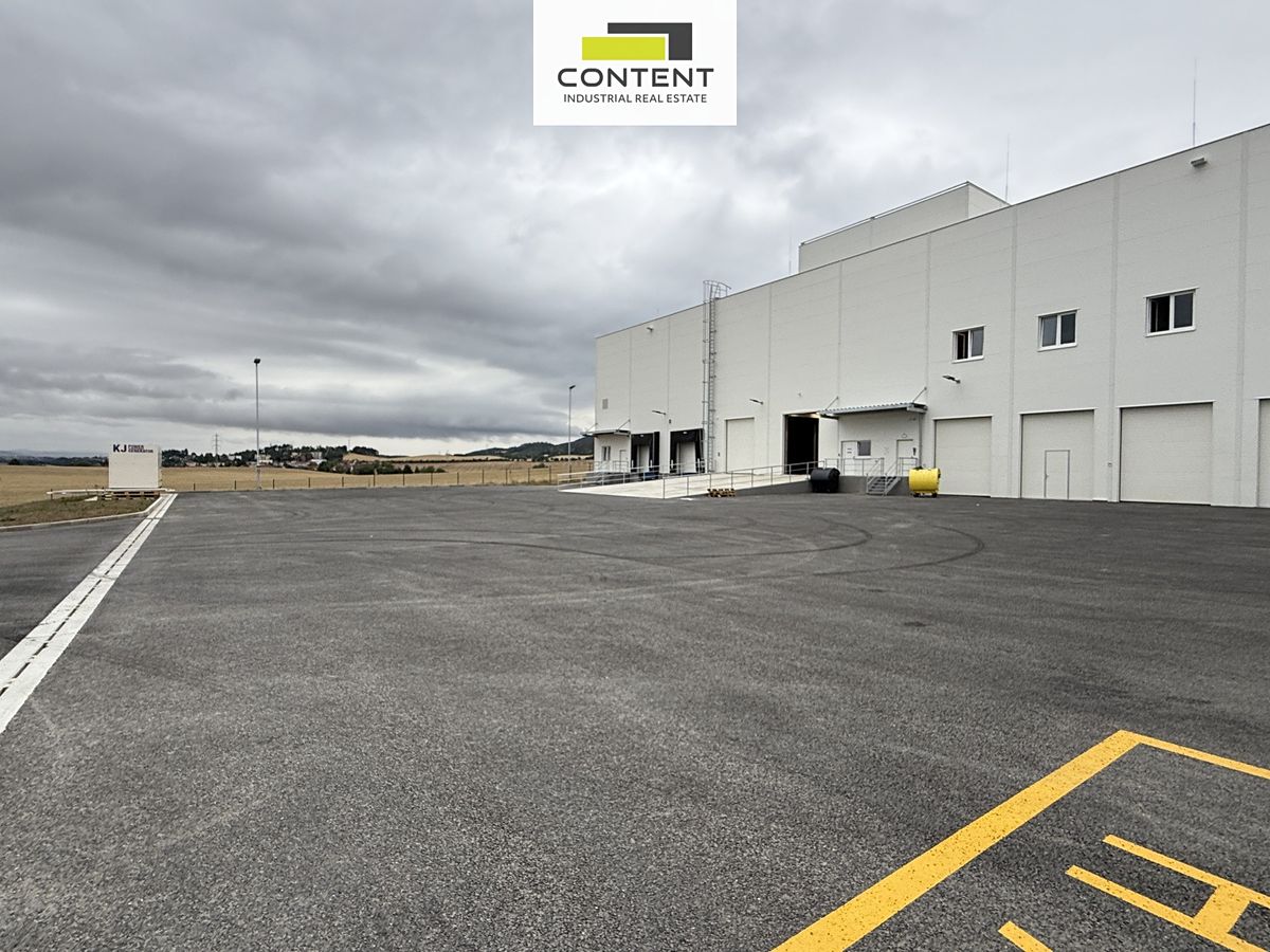 Pronájem výrobní haly, prostoru 1000 m², Zdice – fotka 1 z 3