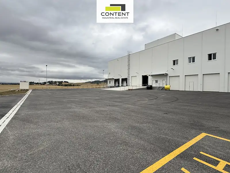 Pronájem výrobní haly, prostoru 1000 m², Zdice – náhled fotky 1