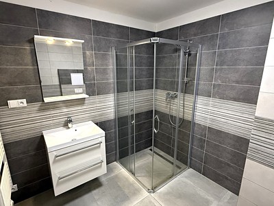 Pronájem bytu 2+kk, 59 m² (3 z 11)