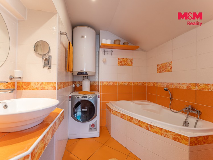 Prodej domu, 72 m² (9 z 26)