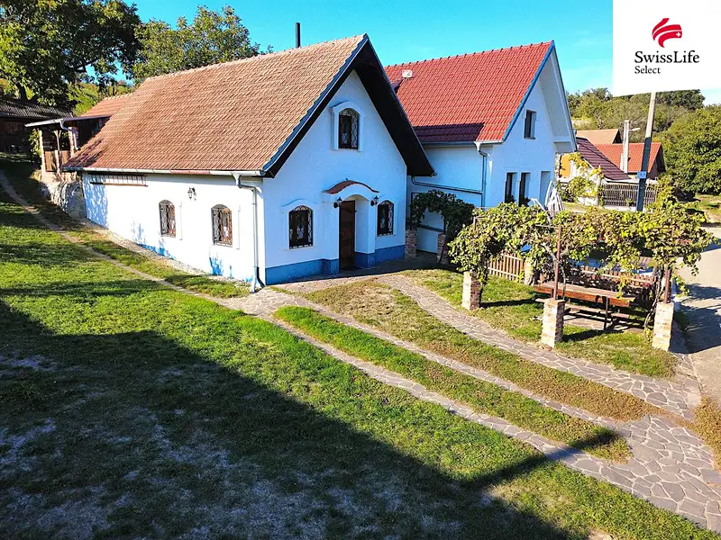 Prodej vinného sklepa 132 m², Vlkoš – náhled fotky 1