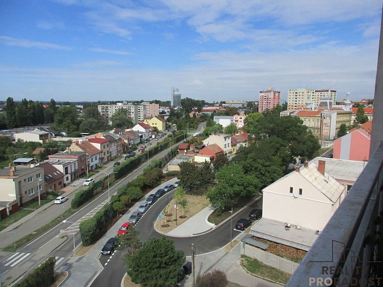 Pronájem bytu 4+1, 75 m² (23 z 23)