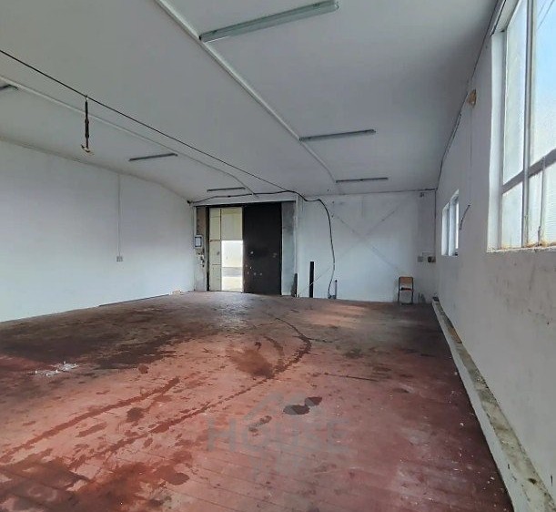 Pronájem komerčního prostoru, 1 800 m² (8 z 19)