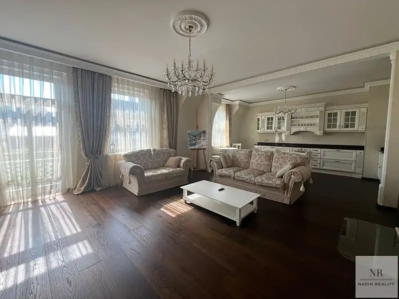 Prodej bytu 3+kk 134 m², Karlovy Vary – náhled fotky 1