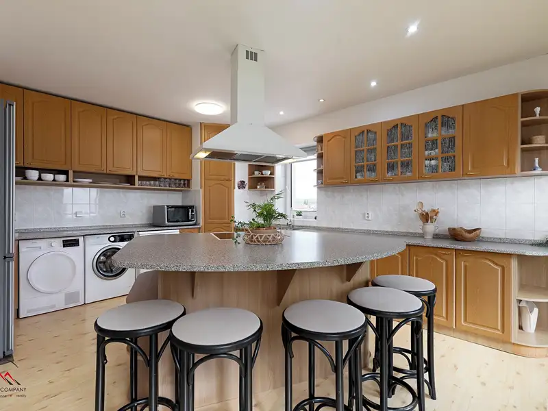 Prodej bytu 4+1 125 m², Krnov – náhled fotky 2