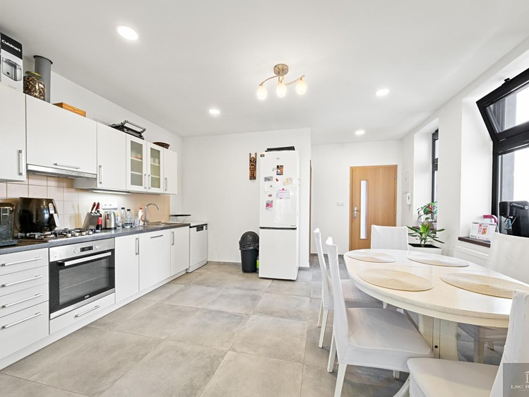 Комерційне приміщення на продаж, 630 м² (29 з 39)