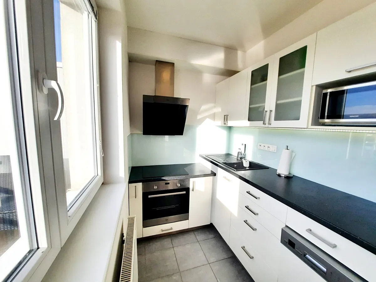 Pronájem bytu 1+kk 32 m²