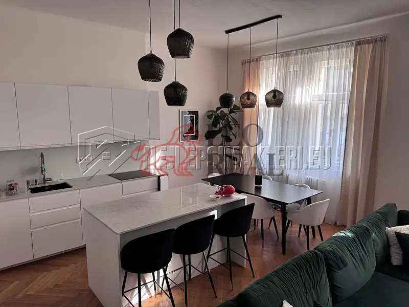 Pronájem bytu 2+kk 80 m², Praha – náhled fotky 2