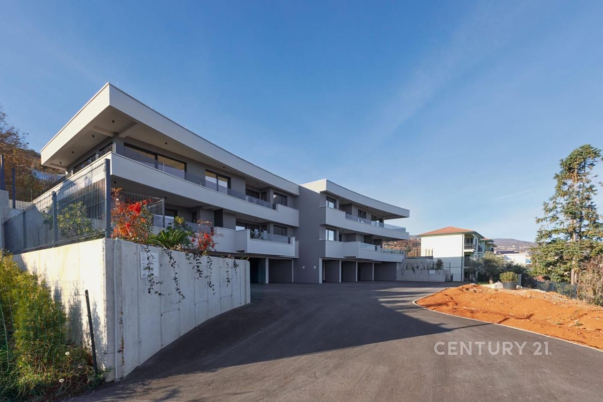 Prodej bytu 3+1 86 m², Lovran – fotka 1 z 3