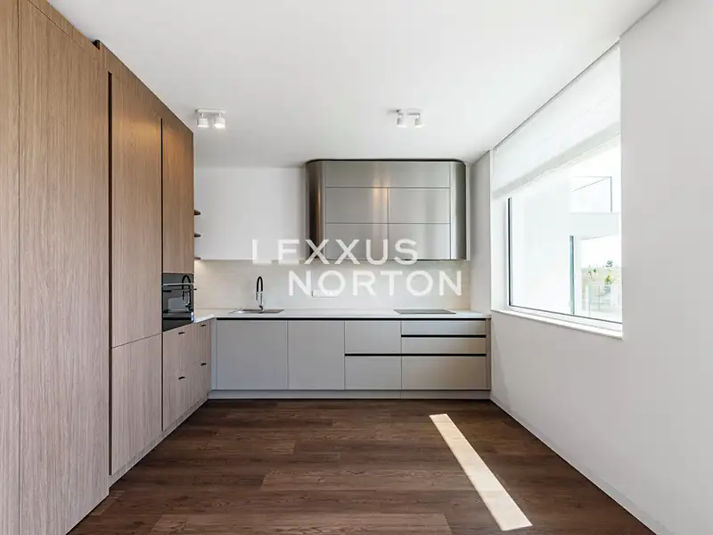 Pronájem bytu 3+kk 114 m², Popovičky – náhled fotky 3