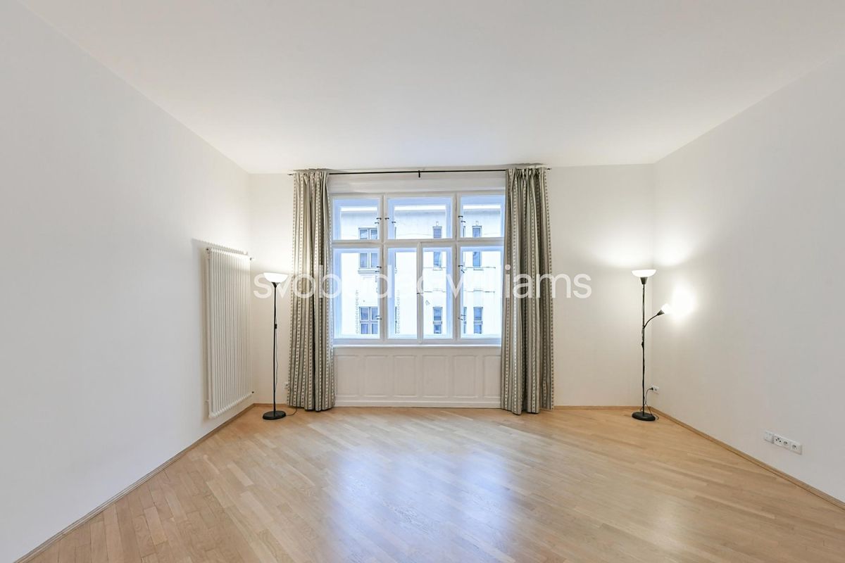 Pronájem bytu 4+kk 100 m², Praha – fotka 1 z 3