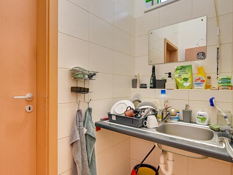 Комерційне приміщення на продаж, 140 м² (28 з 32)