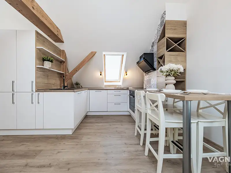 Prodej bytu 3+kk 89 m², Jičín – náhled fotky 1