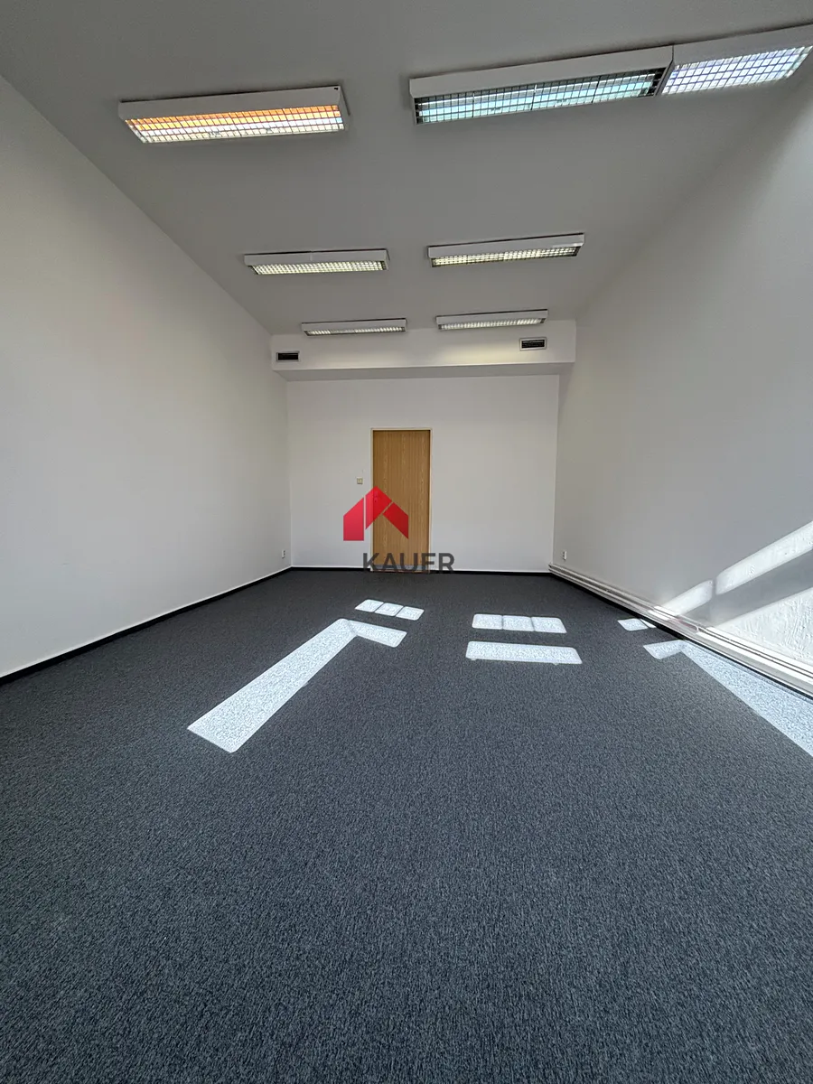 Pronájem kanceláře 110 m²