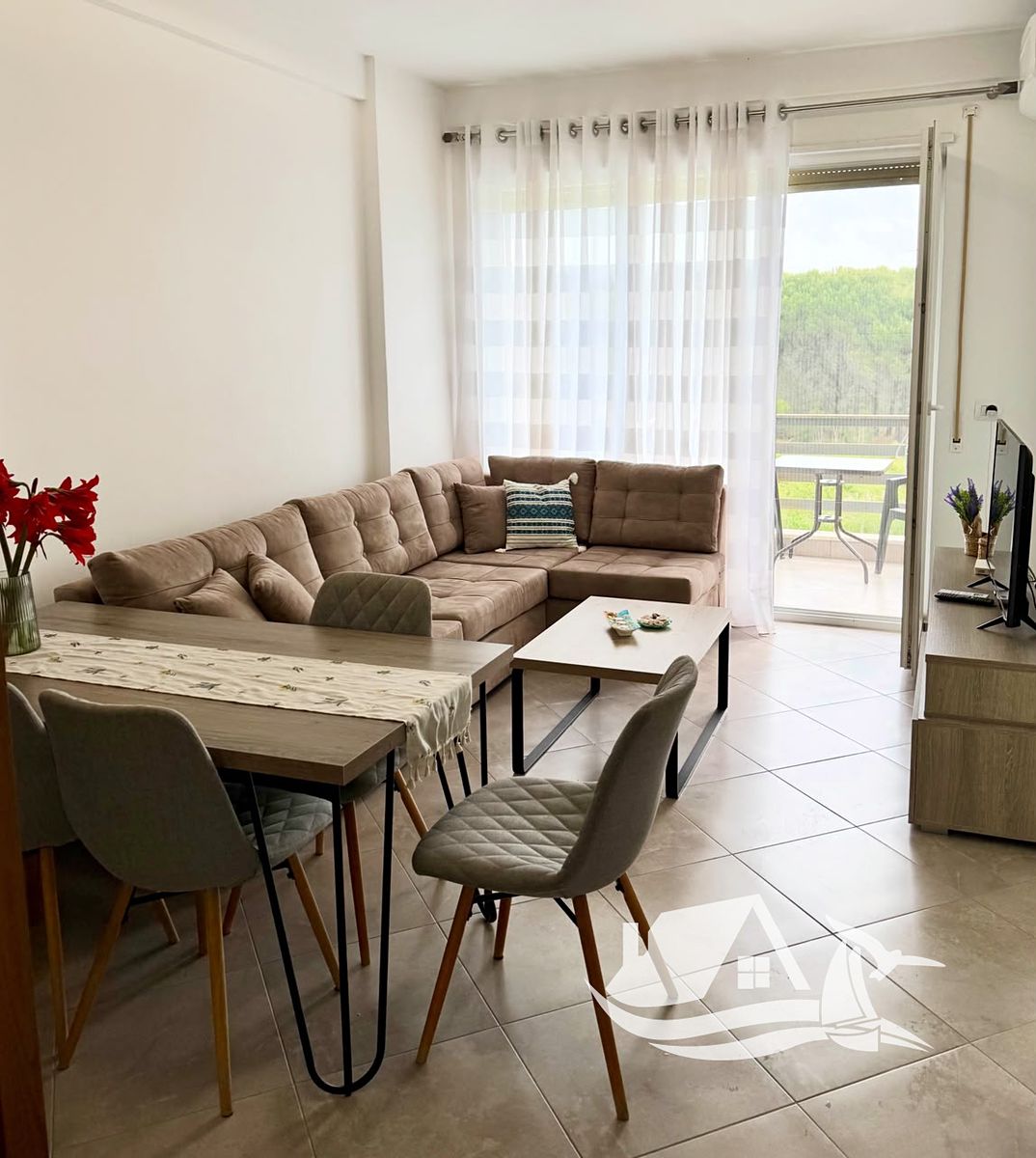 Prodej bytu 2+kk 47 m², Manëz – fotka 1 z 3