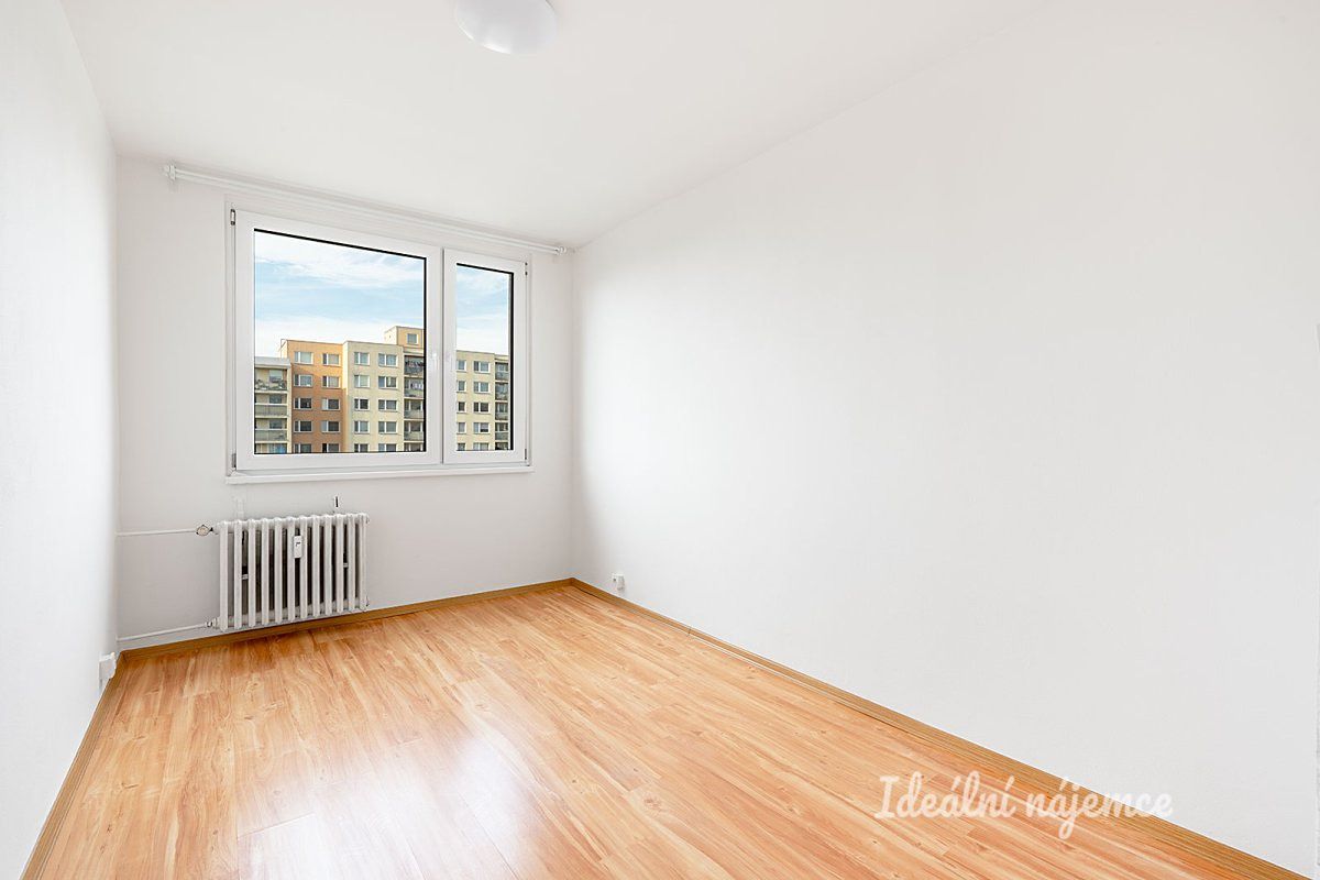 Pronájem bytu 2+kk 41 m² – fotografie 4