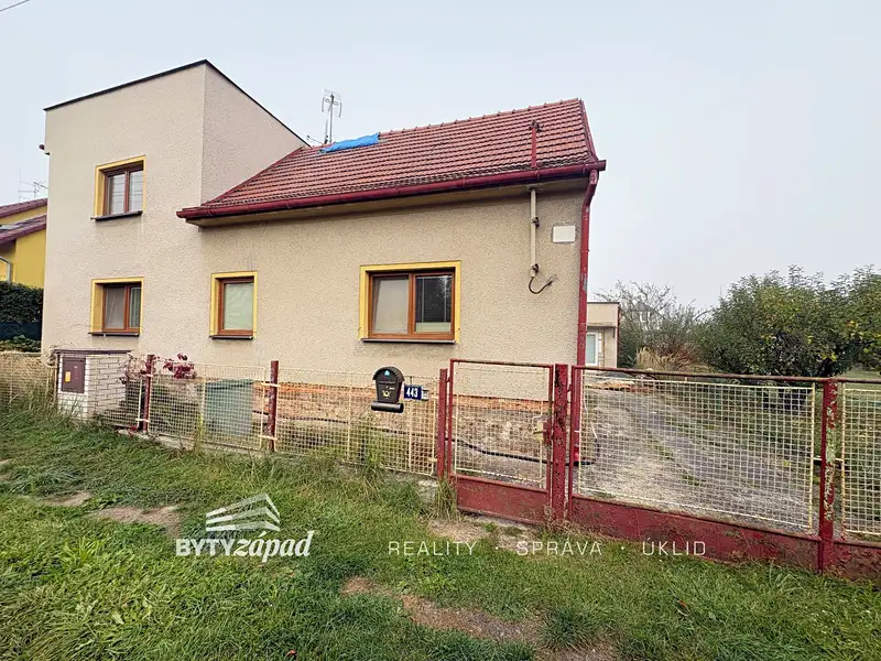 Prodej rodinného domu 193 m², pozemek 705 m², Třemošná – náhled fotky 1