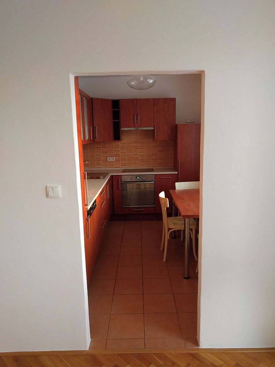 Pronájem bytu 2+1 52 m² – fotografie 4
