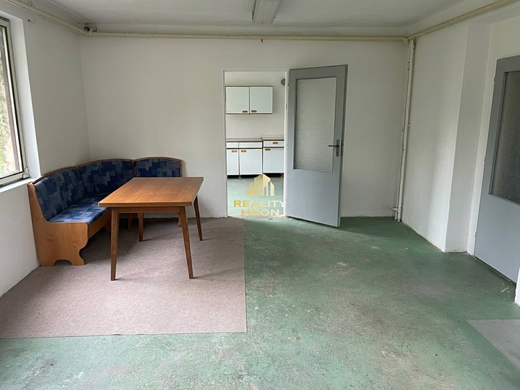 Будинок на продаж, 260 м² (3 з 28)