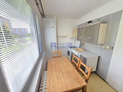 Prodej bytu 1+1, 35 m² (2 z 11)