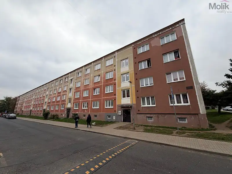 Prodej bytu 2+1 55 m², Bílina – náhled fotky 1