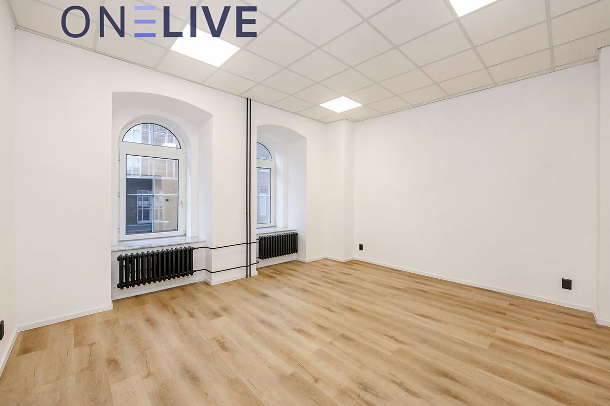 Pronájem kanceláře 22 m², Plzeň – fotka 1 z 3