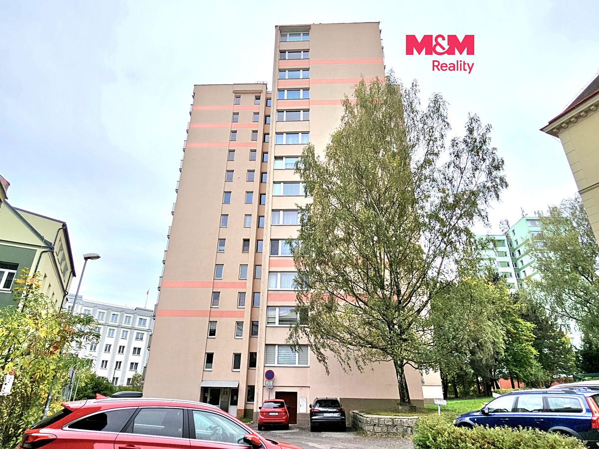 Pronájem bytu 1+1 37 m²