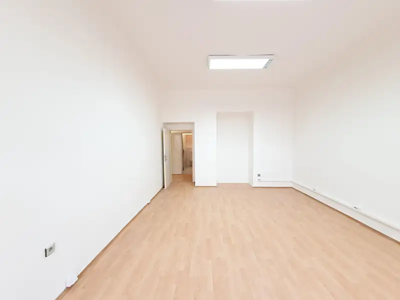 Pronájem kanceláře 70 m², Praha – náhled fotky 2
