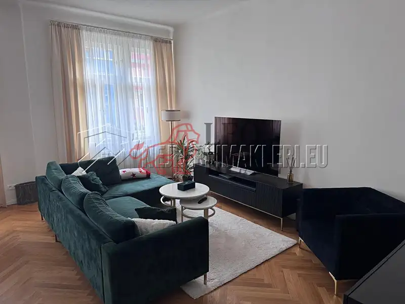 Pronájem bytu 2+kk 80 m², Praha – náhled fotky 3