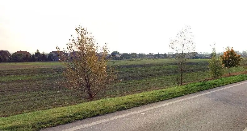 Prodej pole 13459 m², Veltruby – náhled fotky 2