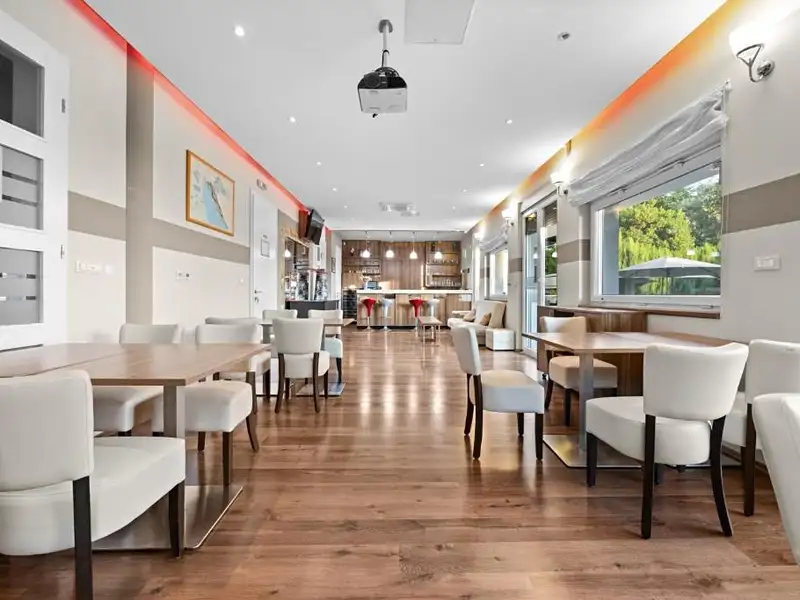 Prodej ubytovacího zařízení 587 m², Pula – náhled fotky 3