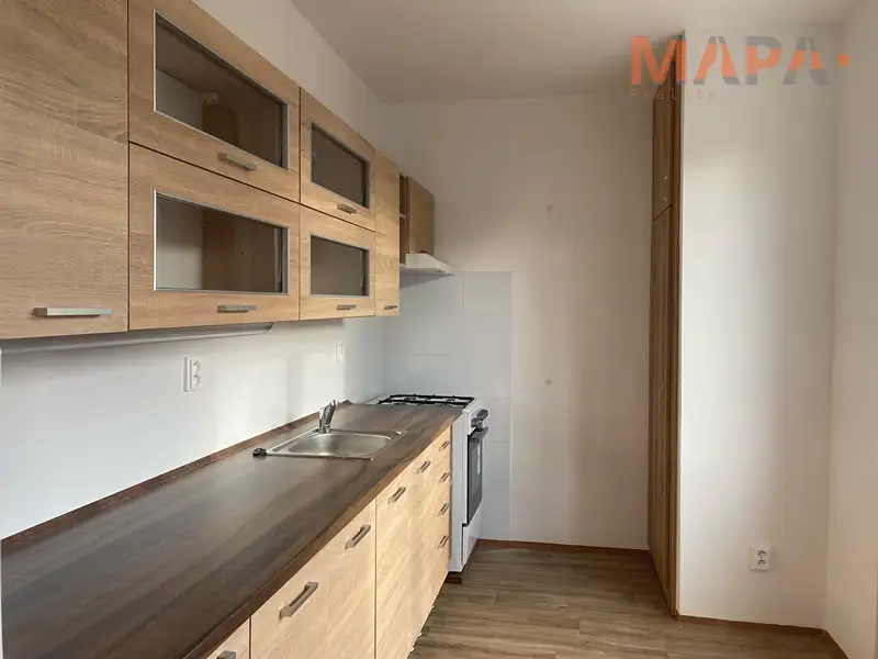Pronájem bytu 2+1 49 m², Jirkov – náhled fotky 2