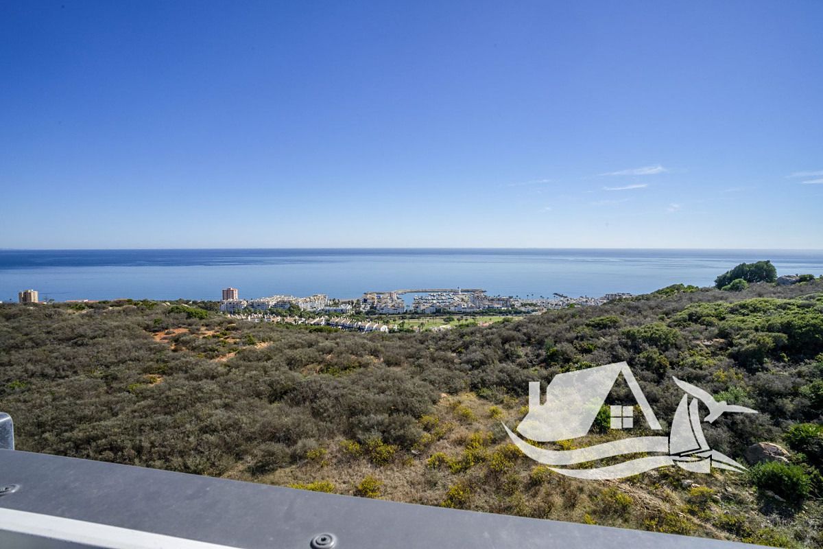 Prodej bytu 3+kk 80 m², Manilva – fotka 1 z 3