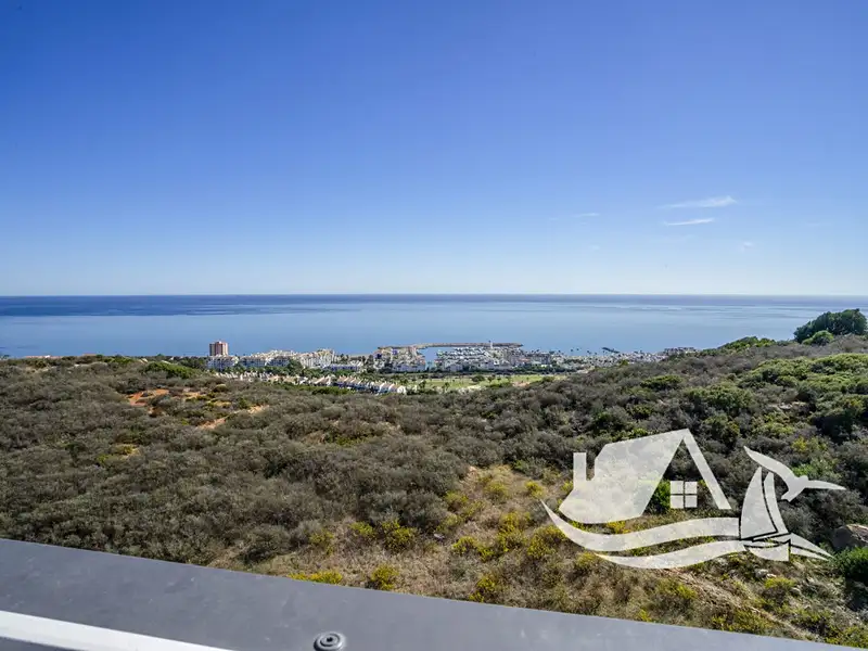 Prodej bytu 3+kk 80 m², Manilva – náhled fotky 1