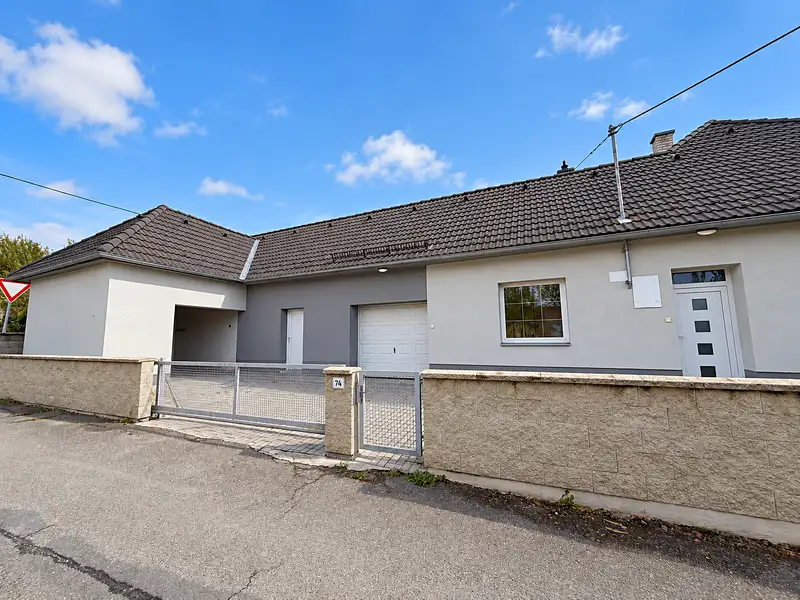 Prodej rodinného domu 195 m², pozemek 684 m², Zlín – náhled fotky 1