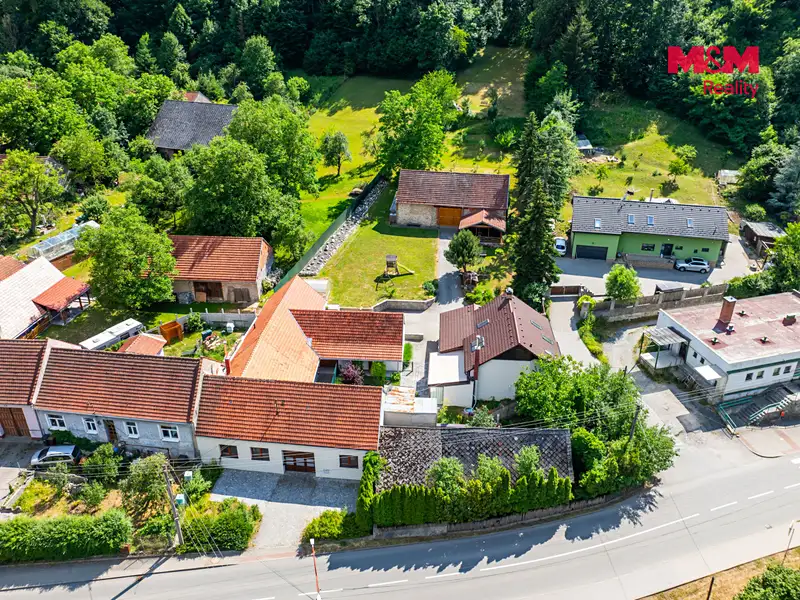 Prodej rodinného domu 275 m², pozemek 3832 m², Blansko – náhled fotky 3