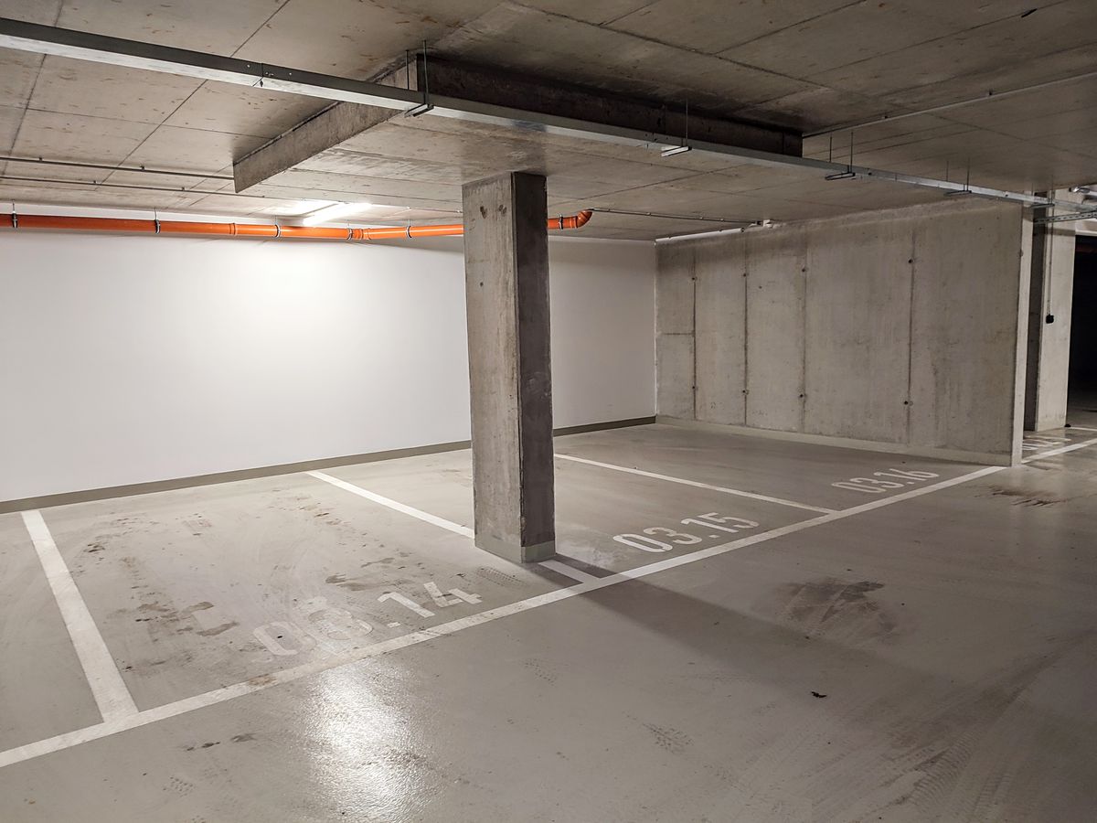 Pronájem garážového stání 12 m², Olomouc – fotka 1 z 3