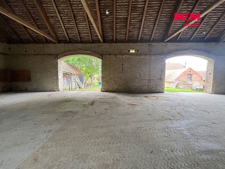 Gewerbefläche zur Miete, 303 m² (2 von 4)