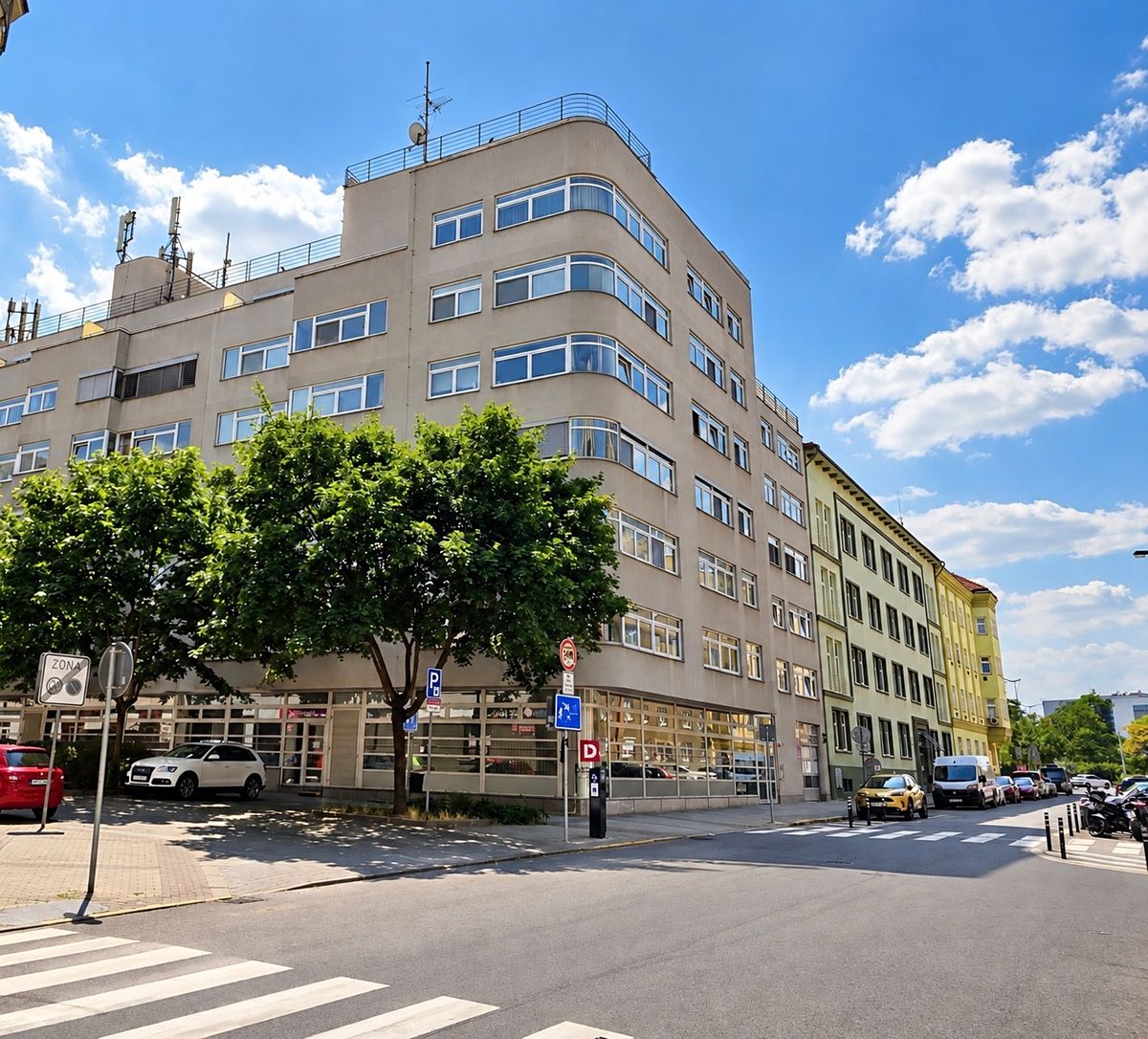 Prodej bytu 3+1 94 m², Praha – fotka 1 z 3