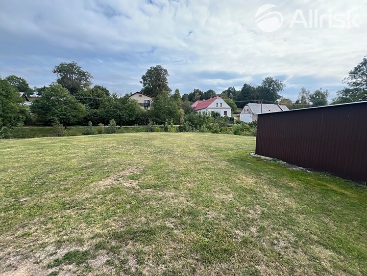 Prodej pozemku, 1 084 m² (3 z 10)