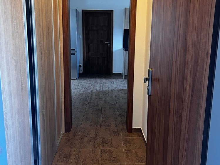 Квартира 3+kk в оренду, 90 м² (5 з 10)