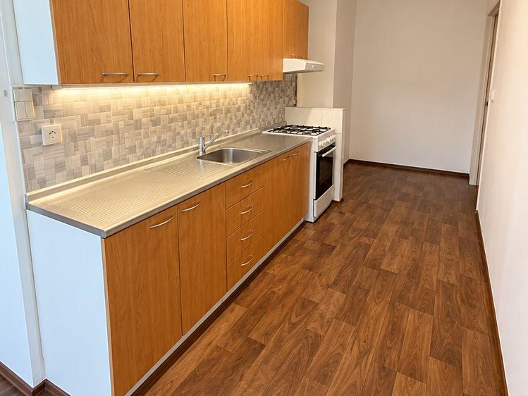 Квартира 3+kk в оренду, 63 м² (1 з 7)