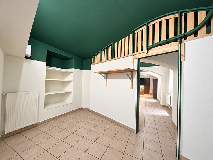 Pronájem komerčního prostoru, 193 m² (17 z 32)