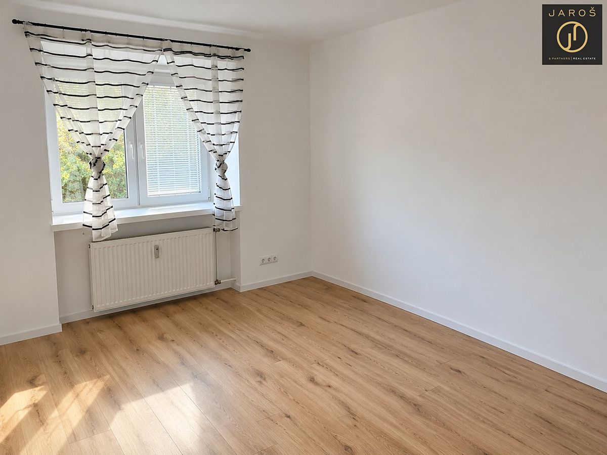 Pronájem bytu 1+1 32 m²