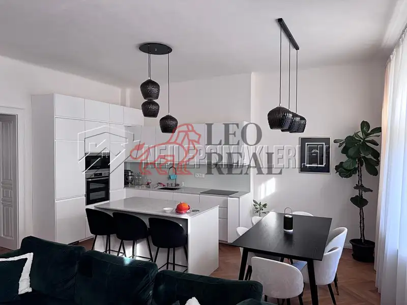 Pronájem bytu 2+kk 80 m², Praha – náhled fotky 1